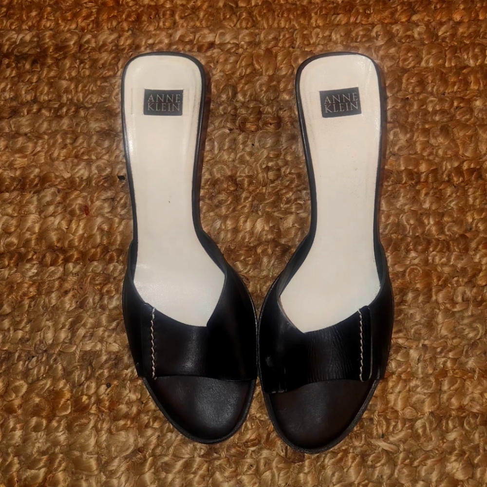 Anne Klein Black Heels